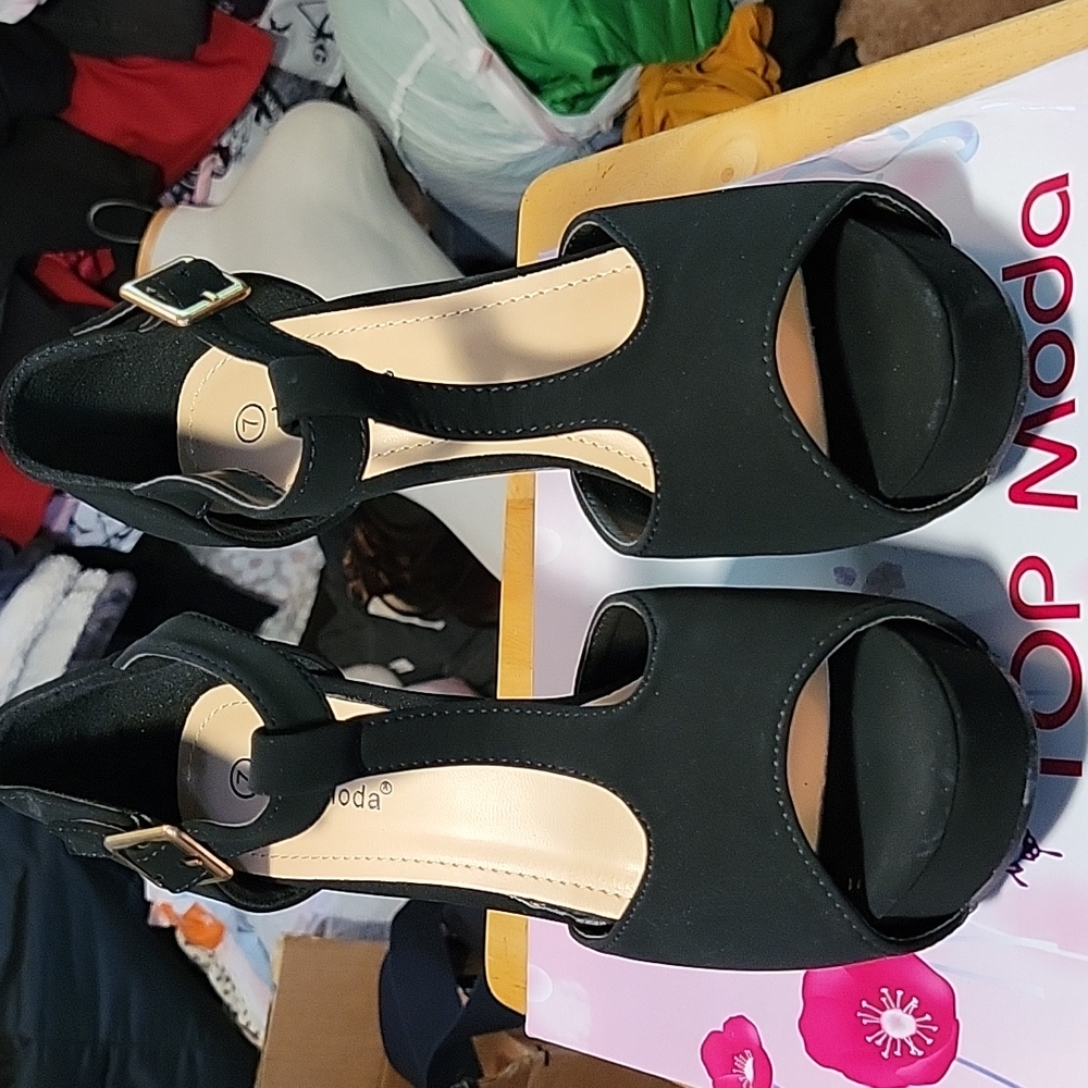 4 1/2 inch black heels
